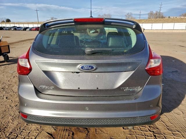 Ford Focus Titanium Image 6