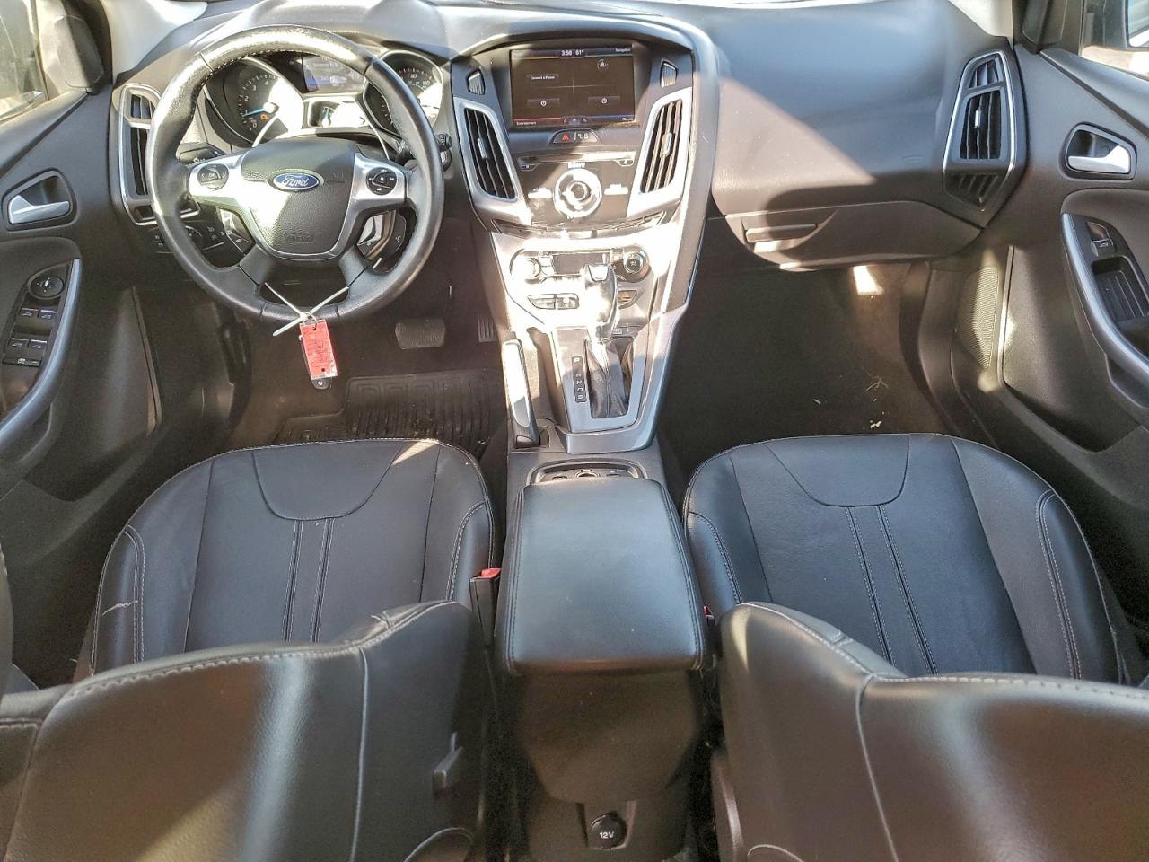 Ford Focus Titanium Image 4