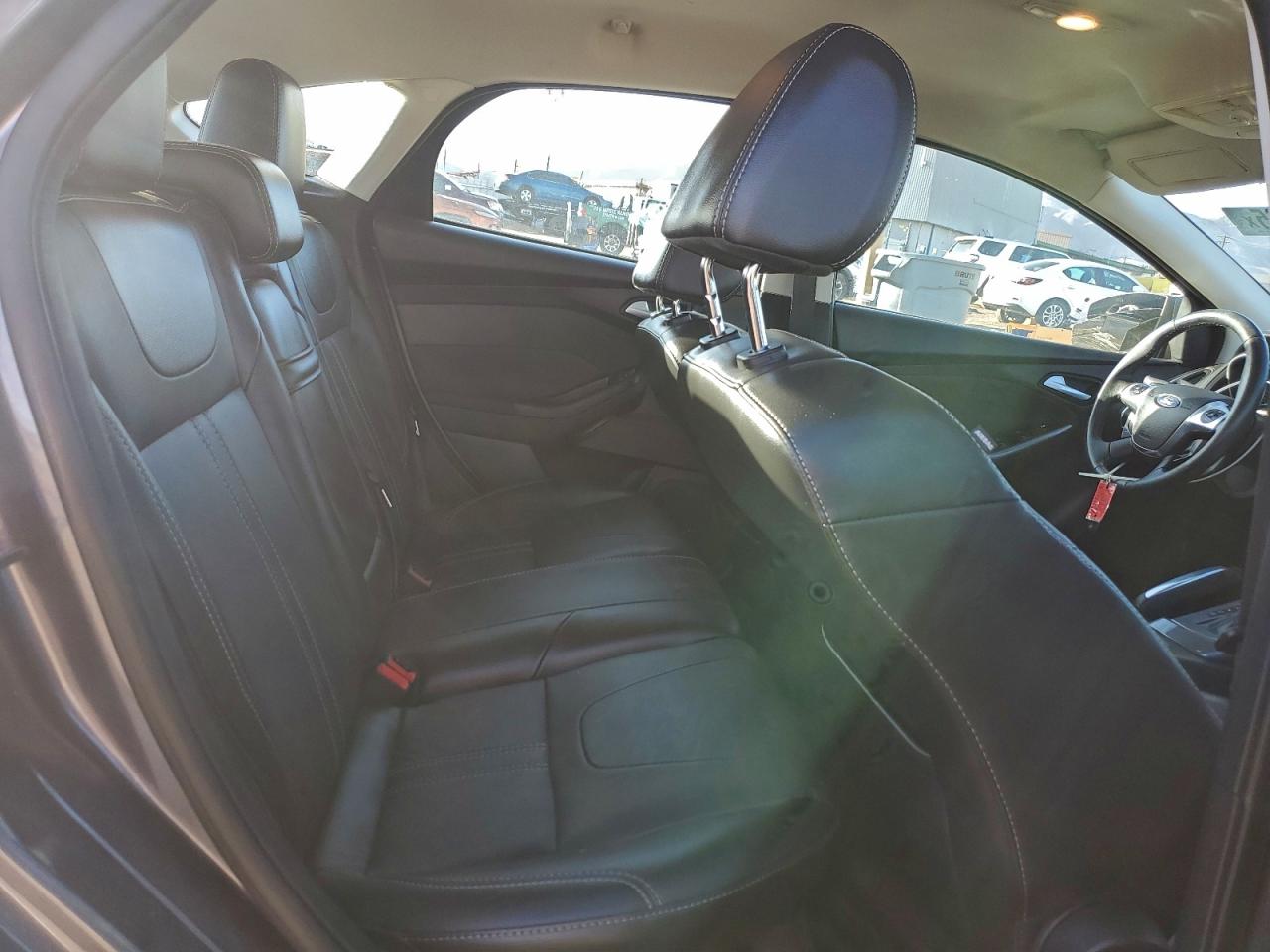 Ford Focus Titanium Image 8