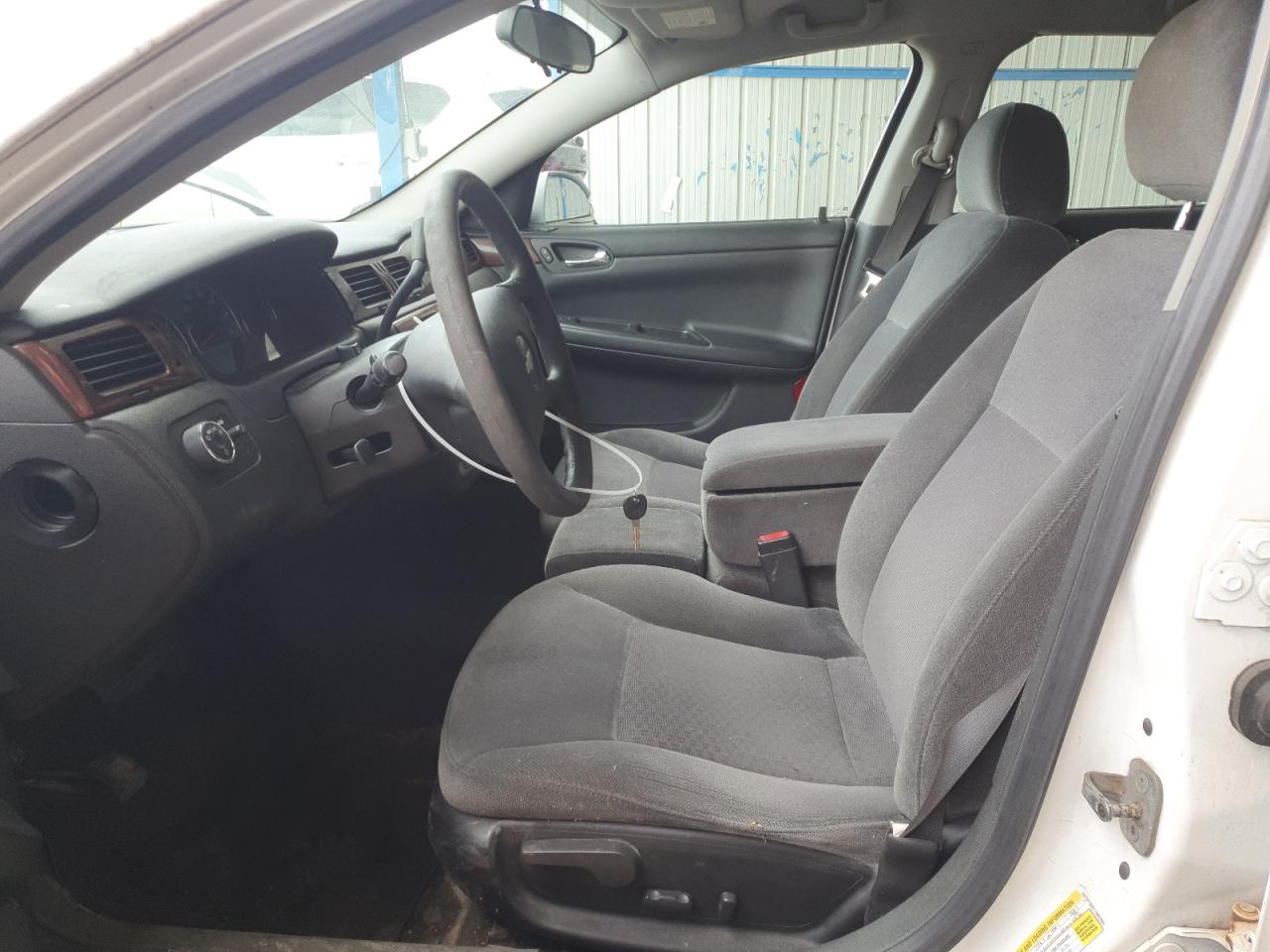 Chevrolet Impala Lt Image 5