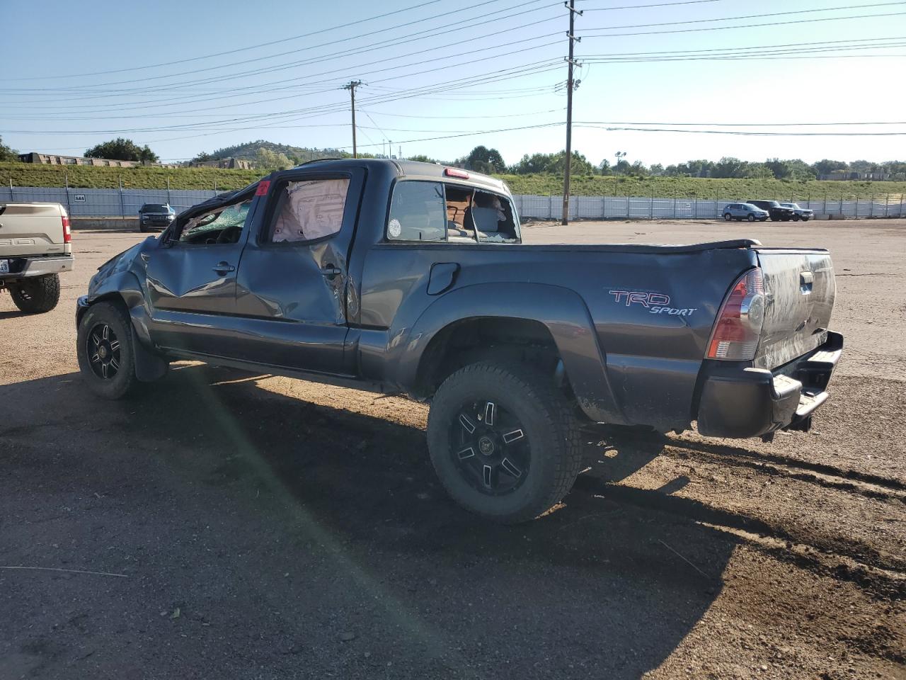 Toyota Tacoma Double Cab Long Bed Image 3