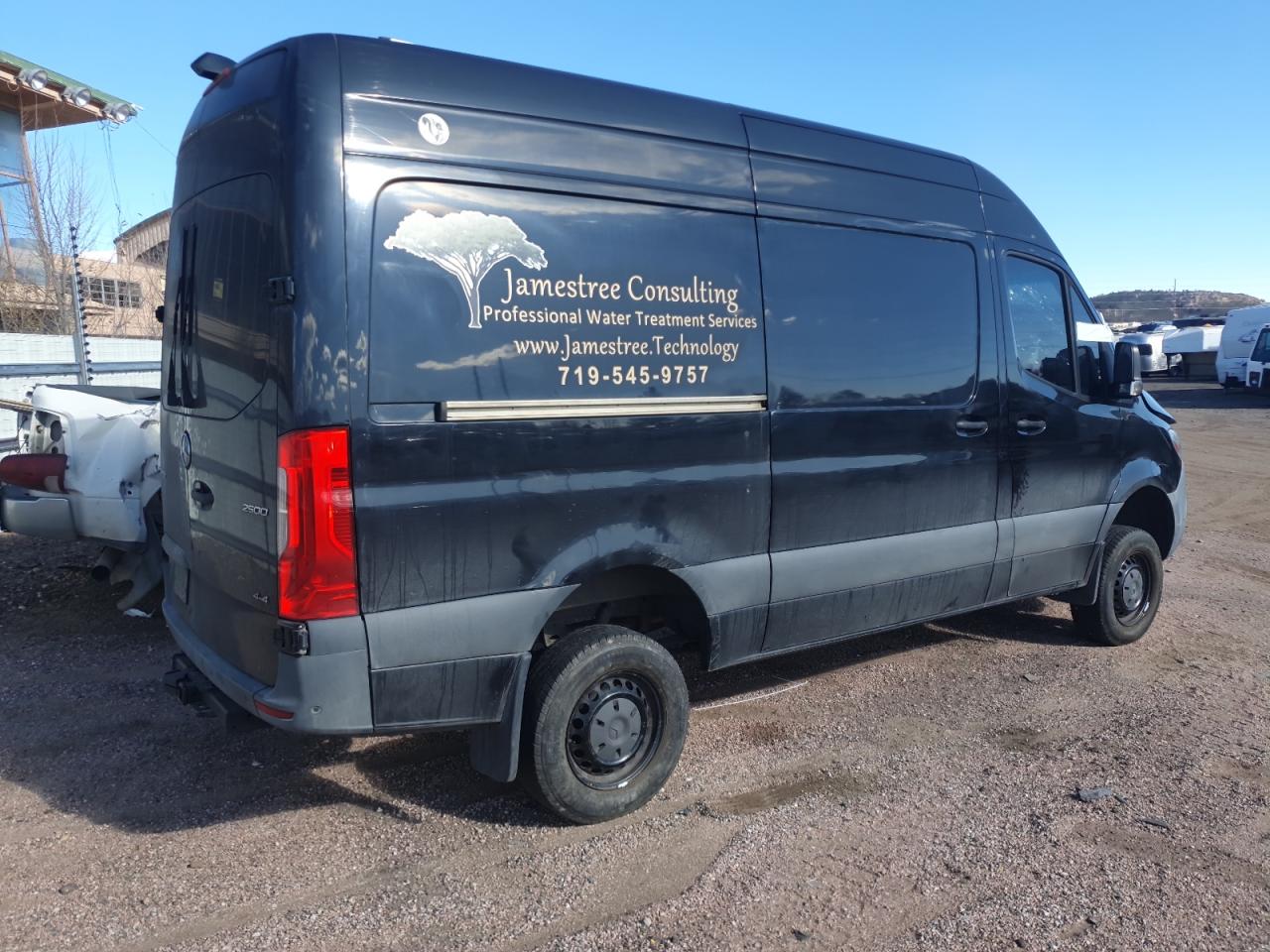 Mercedes-Benz Sprinter 2500 Image 2