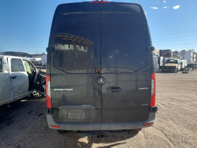 Mercedes-Benz Sprinter 2500 Image 6