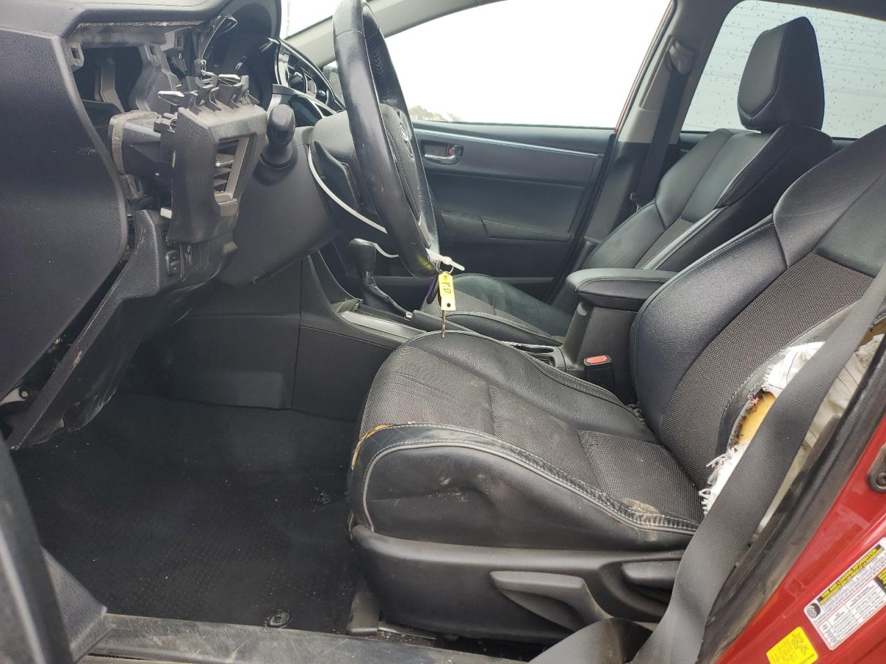 Toyota Corolla L Image 10