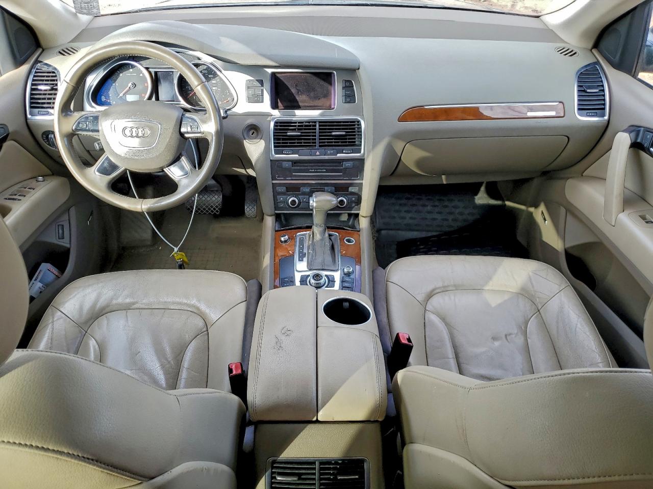 Audi Q7 Premium Plus Image 9