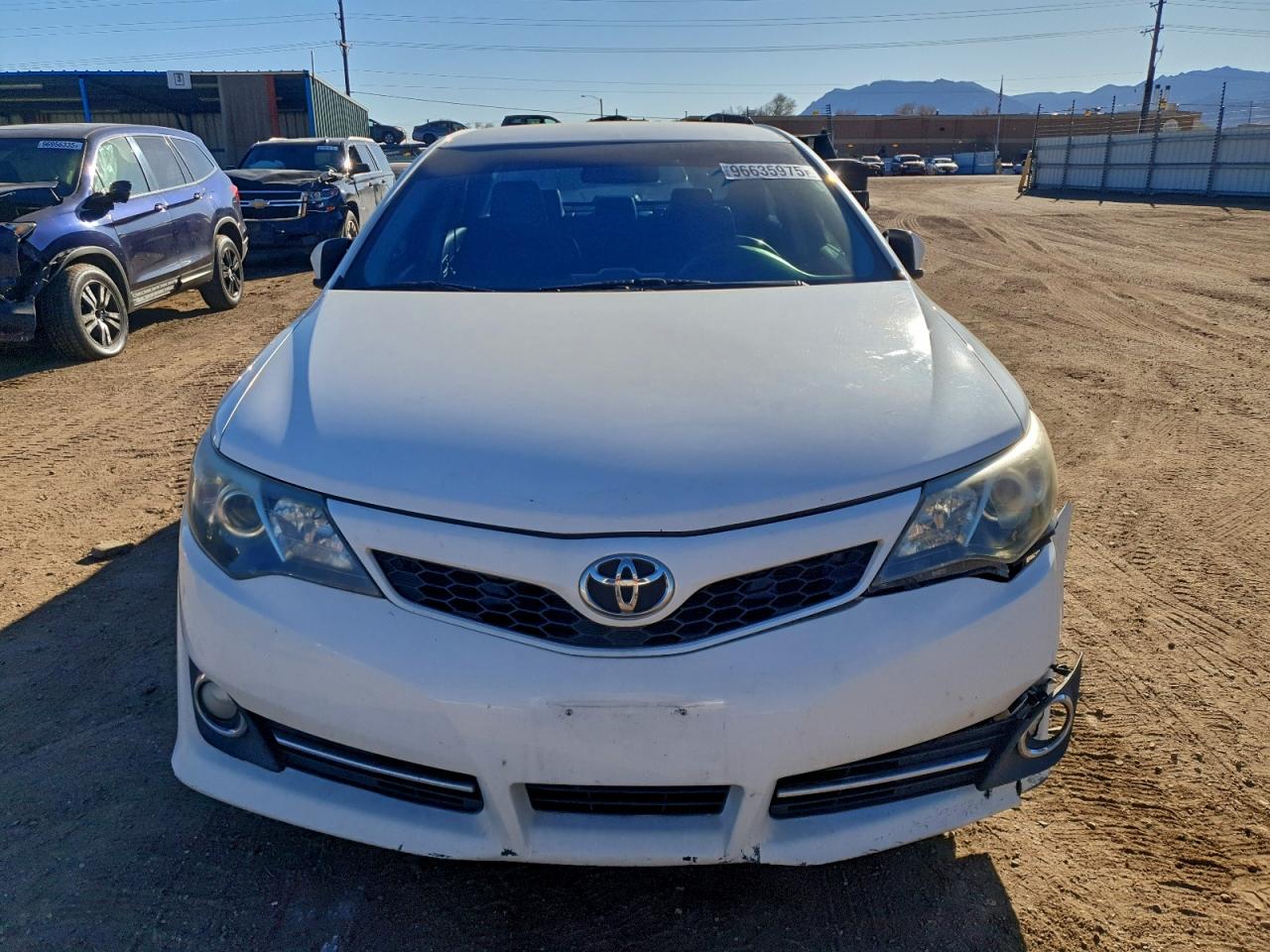 Toyota Camry L Image 8