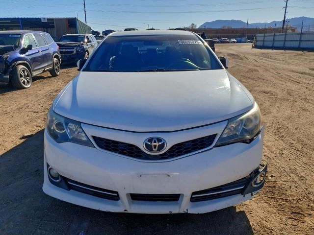 Toyota Camry L Image 8