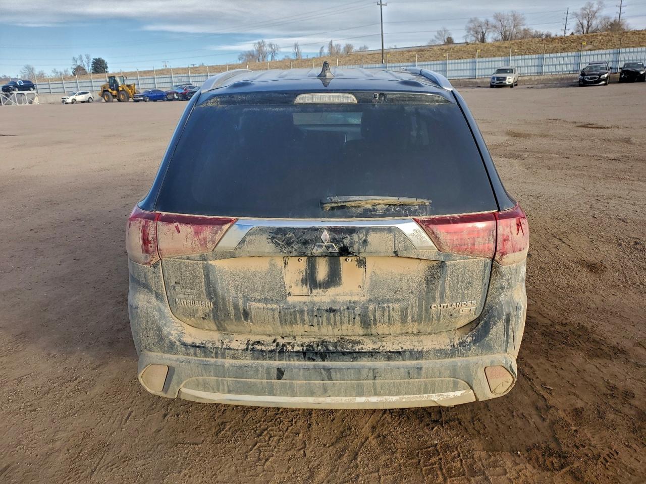 Mitsubishi Outlander Gt Image 4