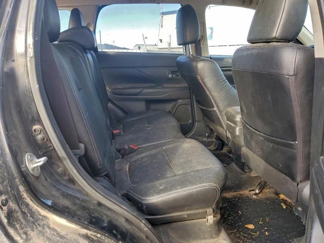 Mitsubishi Outlander Gt Image 9