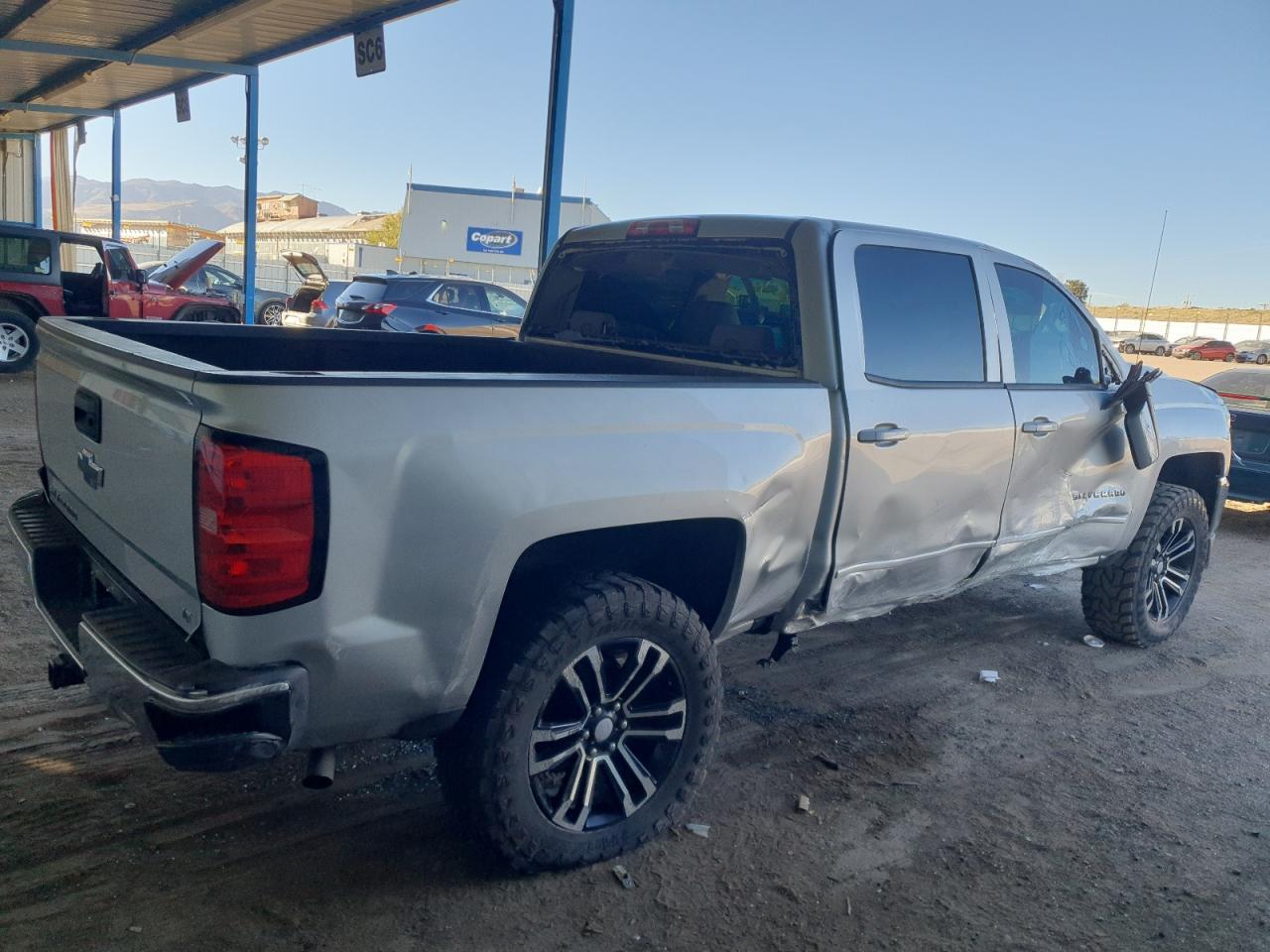 Chevrolet Silverado C1500 Lt Image 10