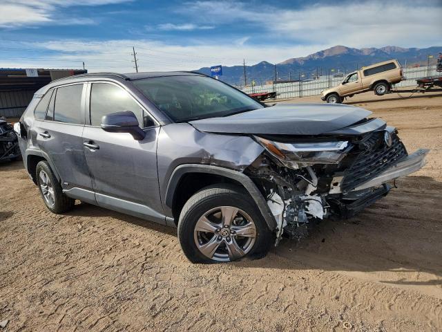 Toyota RAV4 Xle Image 2