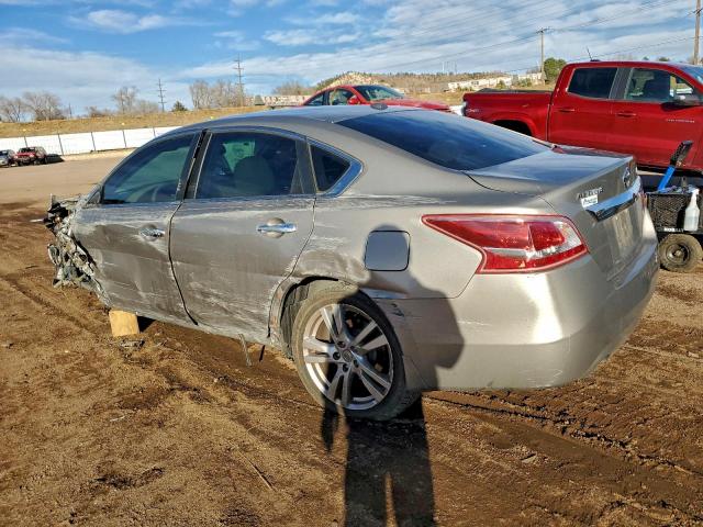 Nissan Altima 3.5s Image 9