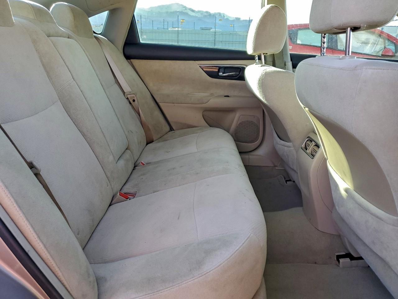 Nissan Altima 3.5s Image 8