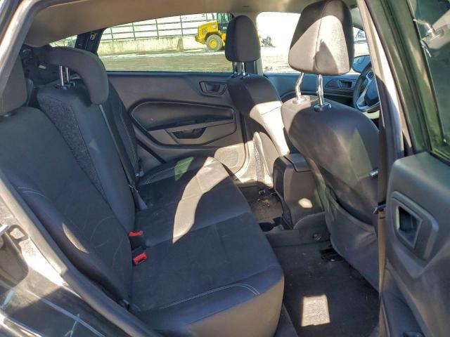 Ford Fiesta Se Image 10