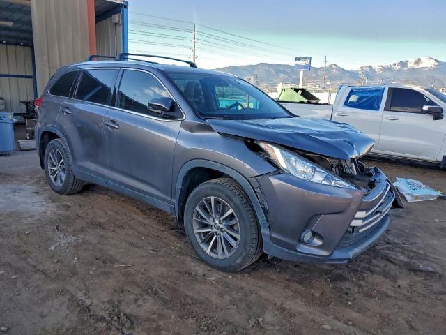 Toyota Highlander Se Image 4