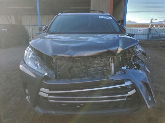 Toyota Highlander Se Image 6