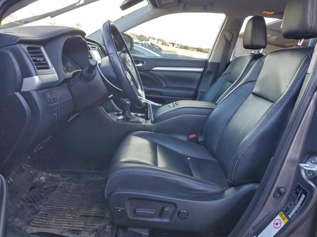 Toyota Highlander Se Image 3