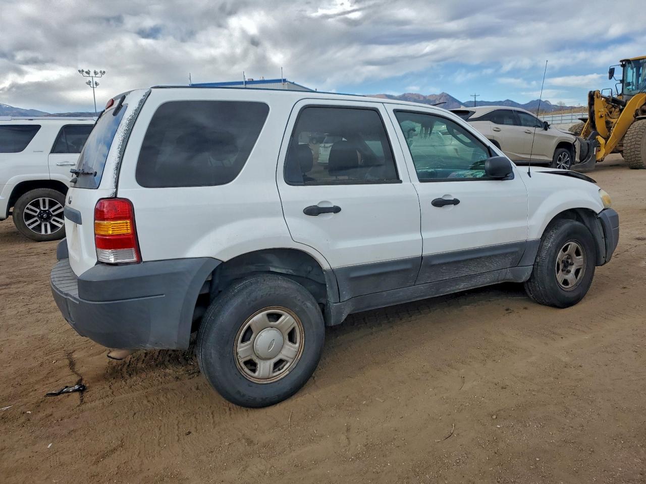 Ford Escape Xls Image 2