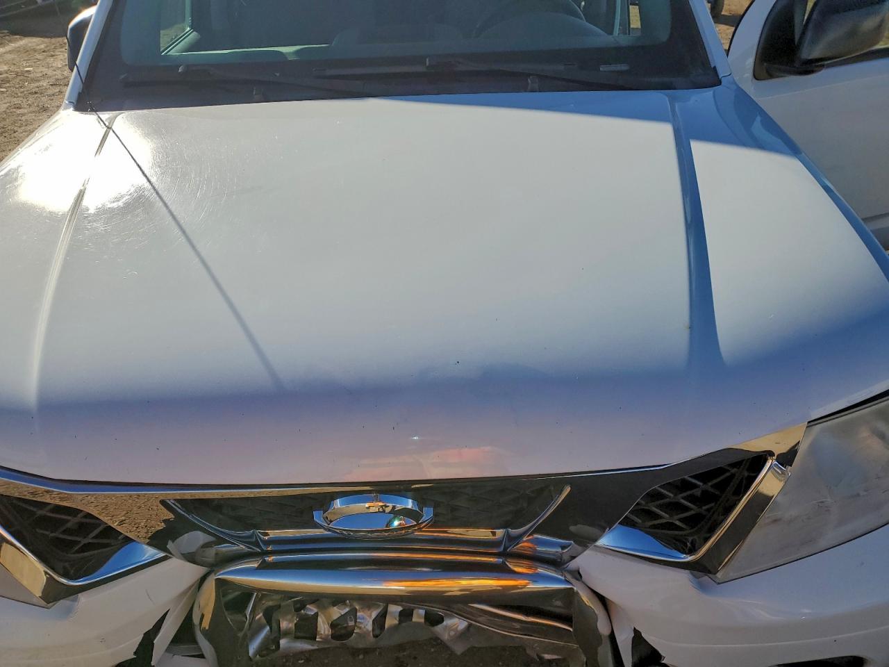 Nissan Frontier S Image 11