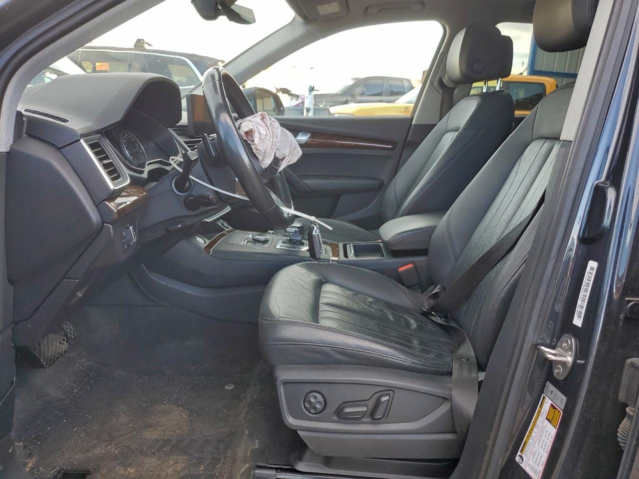 Audi Q5 Premium Image 8