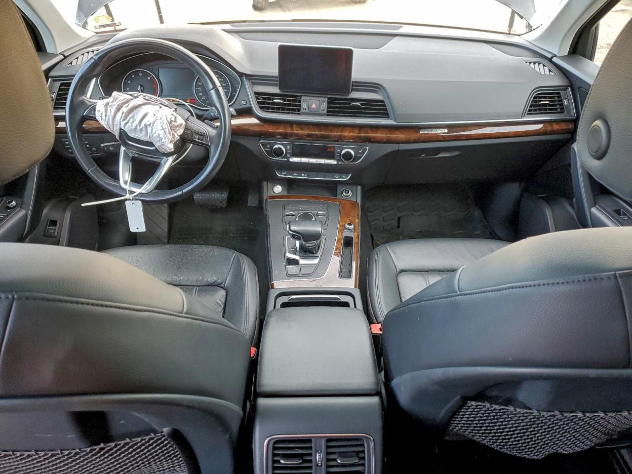 Audi Q5 Premium Image 11