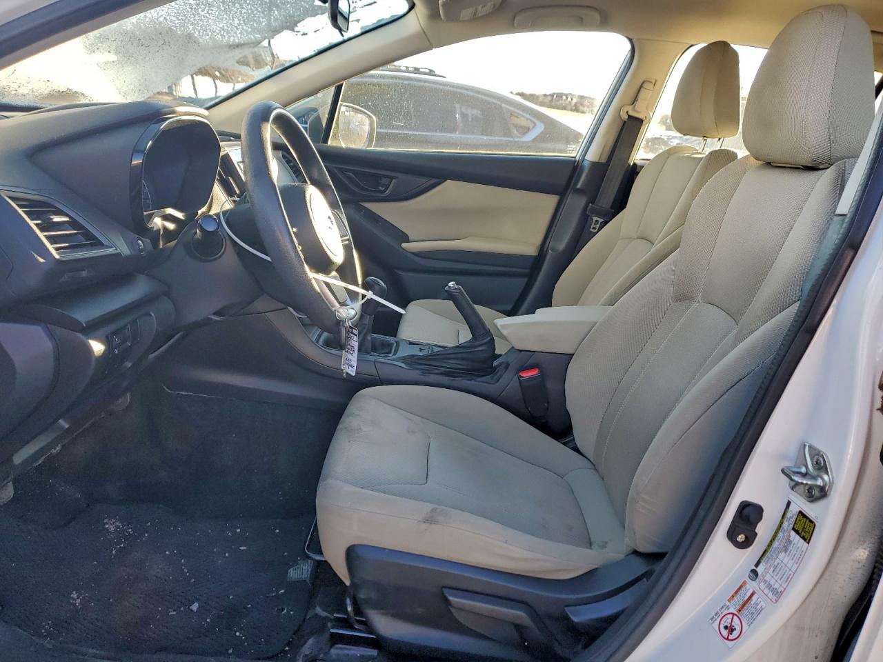 Subaru Impreza Image 8