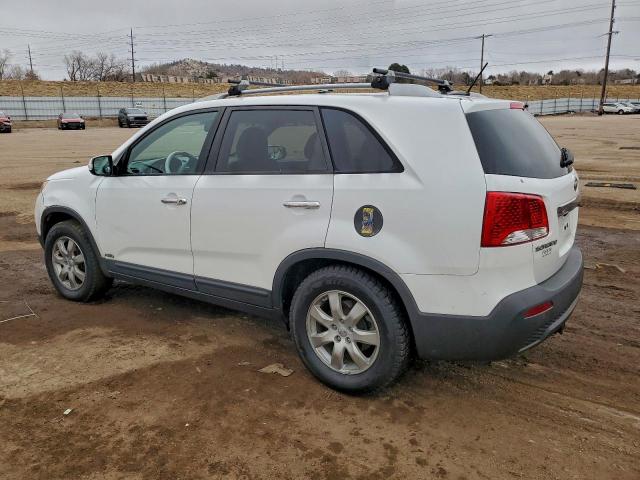 Kia Sorento Base Image 6