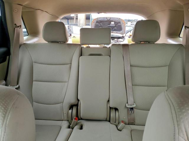 Kia Sorento Base Image 4