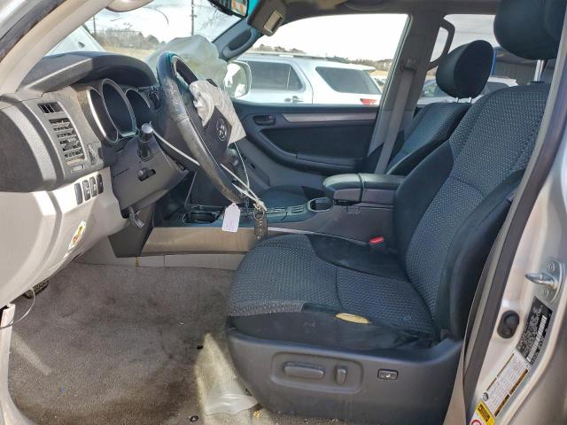 Toyota 4Runner Sr5 Image 6