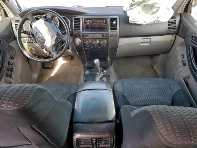 Toyota 4Runner Sr5 Image 3