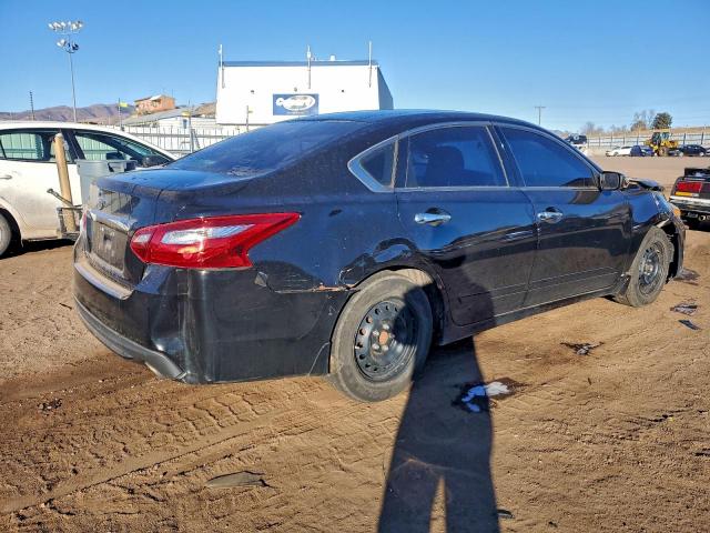 Nissan Altima 2.5 Image 2