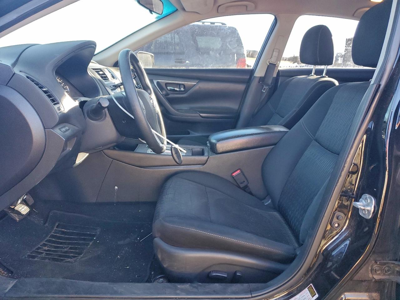 Nissan Altima 2.5 Image 5