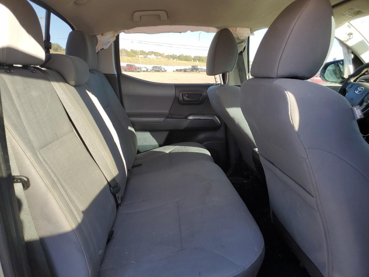 Toyota Tacoma Double Cab Image 2