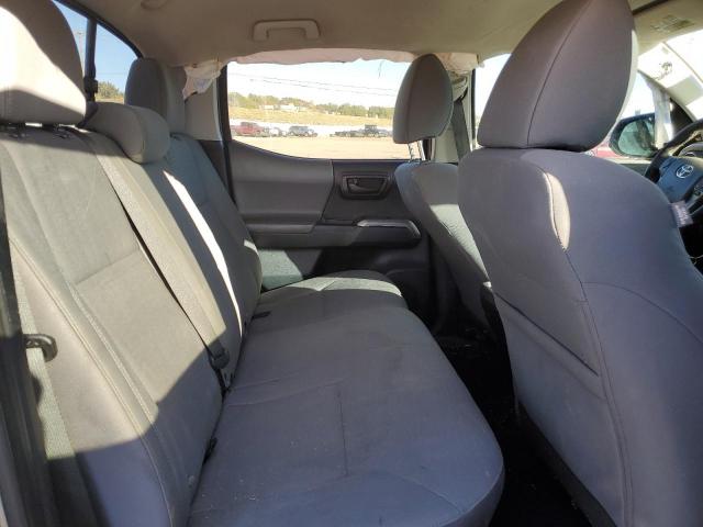 Toyota Tacoma Double Cab Image 2