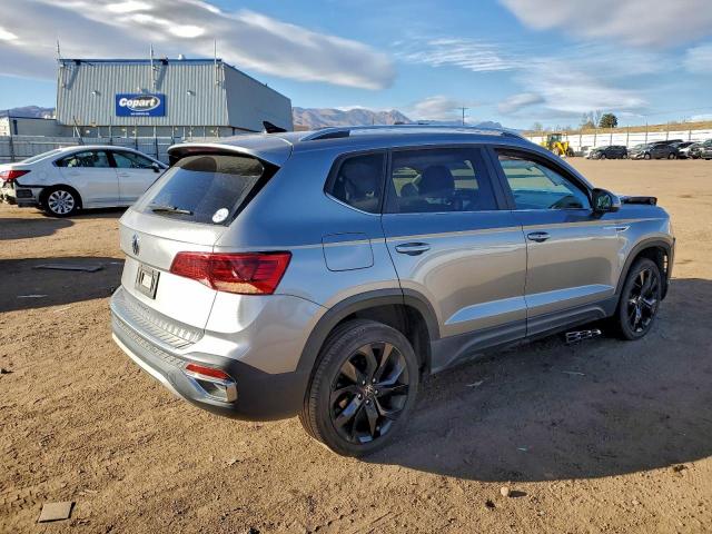 Volkswagen Taos Se Image 3