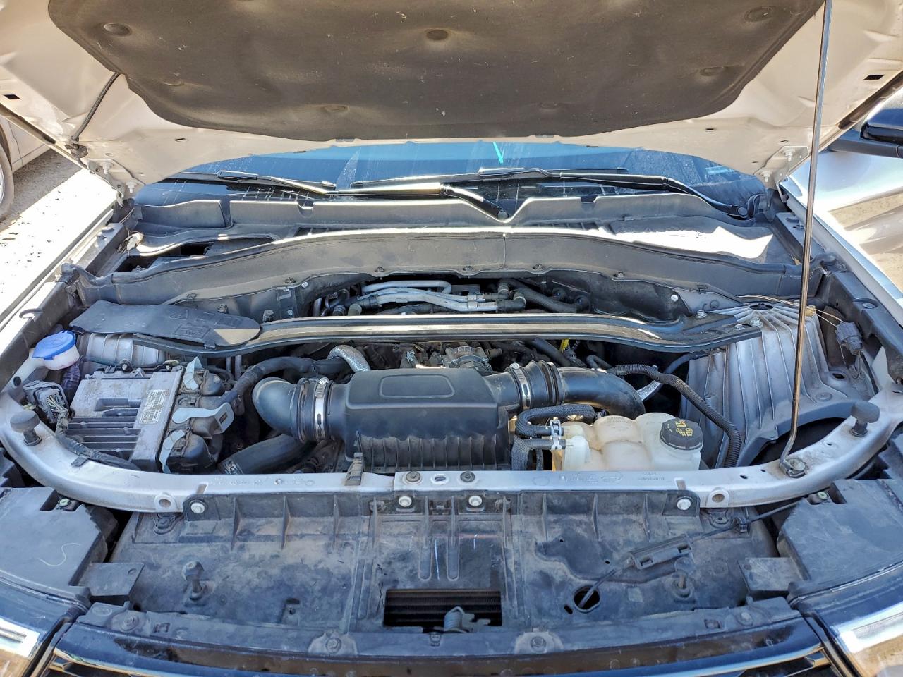 Ford Explorer St Image 8