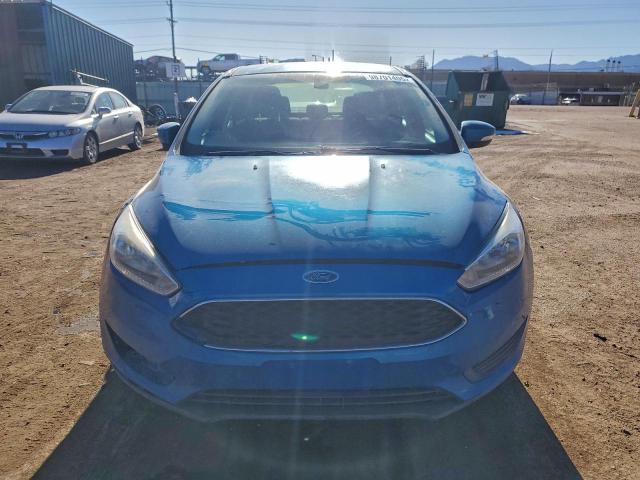 Ford Focus Se Image 6