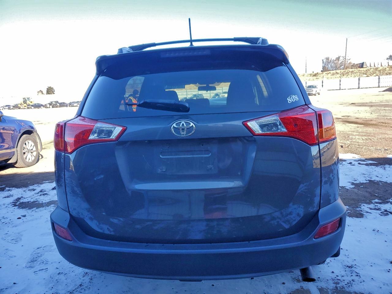 Toyota RAV4 Xle Image 7