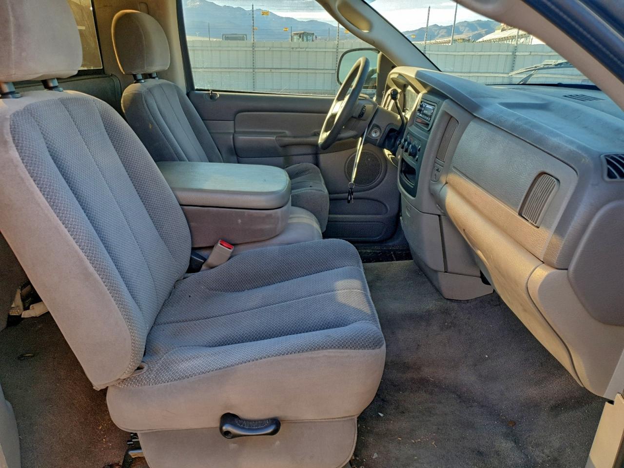 Dodge Ram 1500 St Image 12