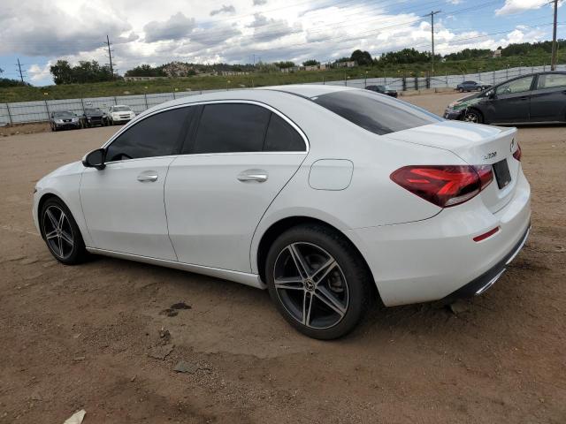 Mercedes-Benz A-Class 220 Image 12