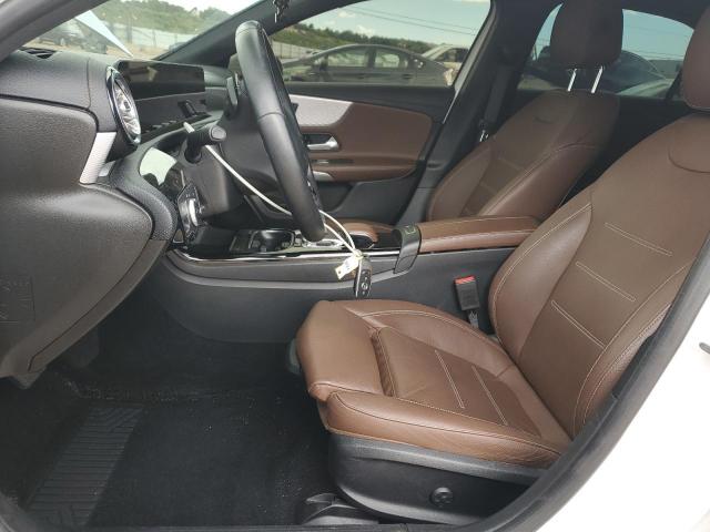 Mercedes-Benz A-Class 220 Image 8