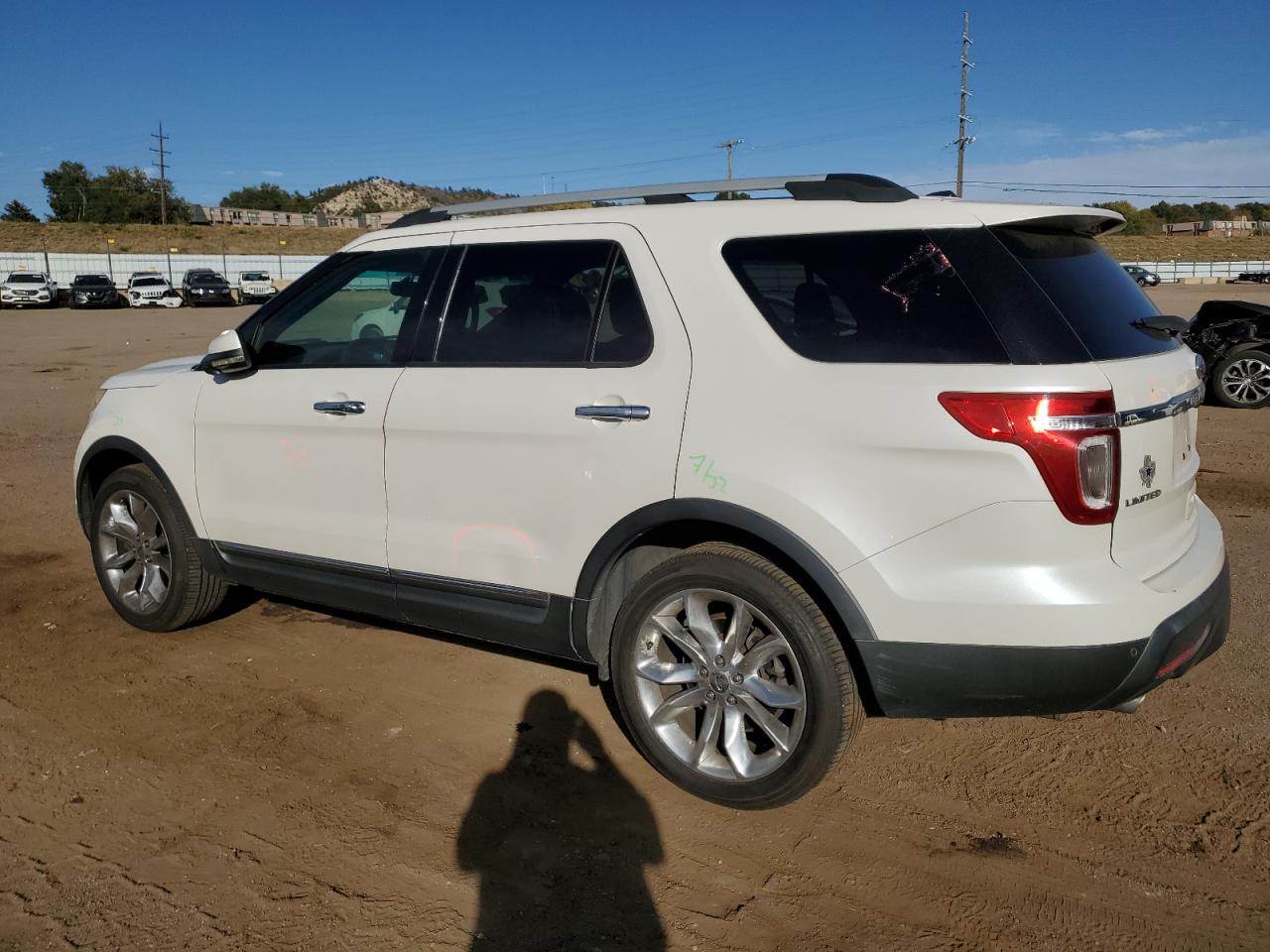 Ford Explorer Limited Image 11