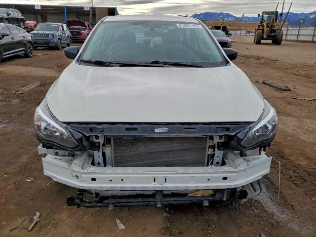 Subaru Impreza Image 12