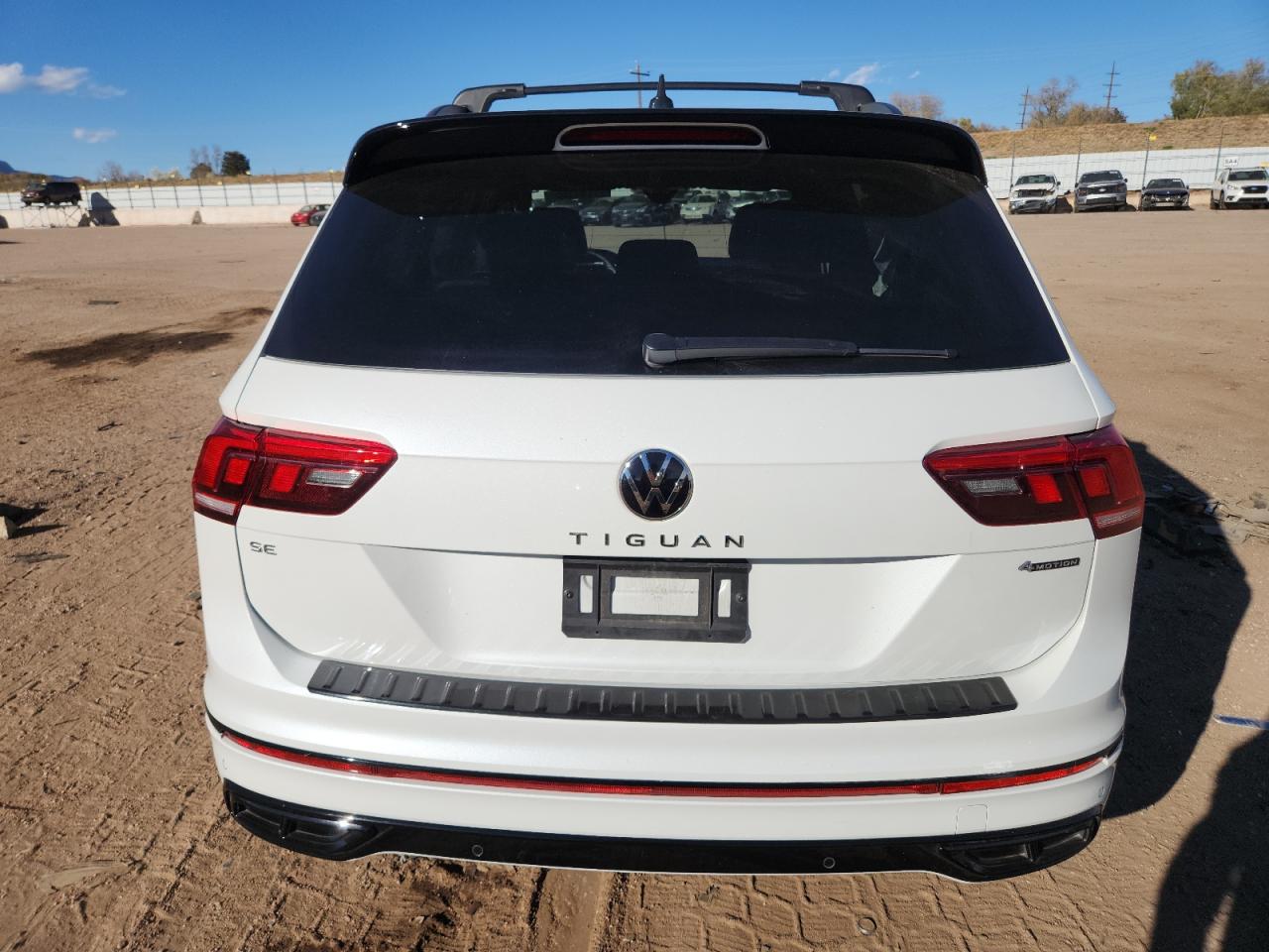 Volkswagen Tiguan Se R-line Black Image 3