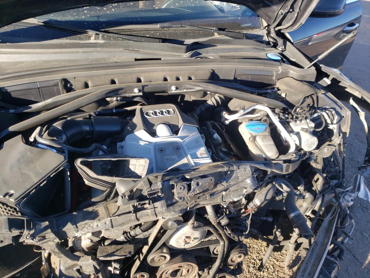 Audi Q5 Premium Plus S-line Image 11