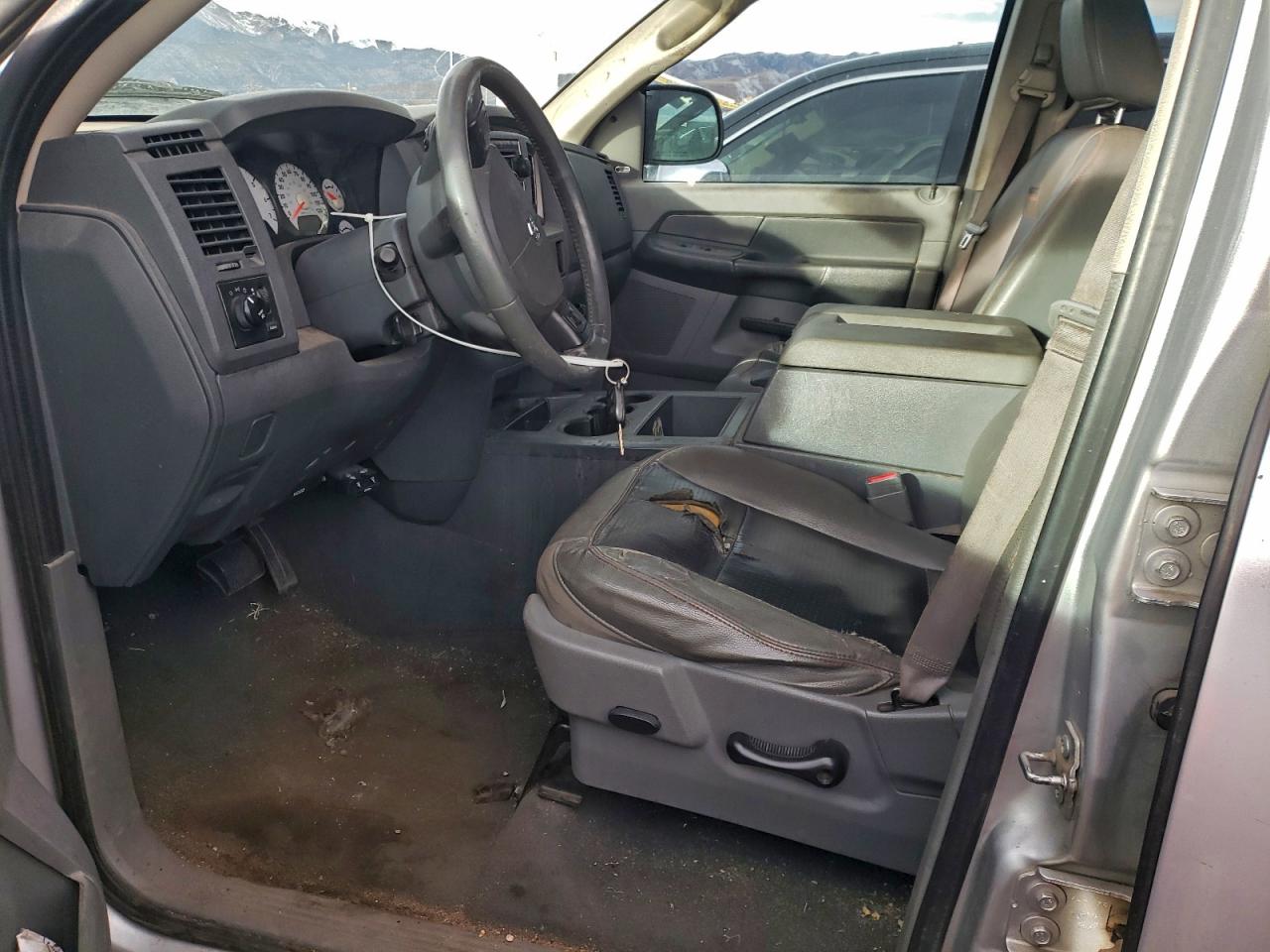 Dodge Ram 1500 St Image 7