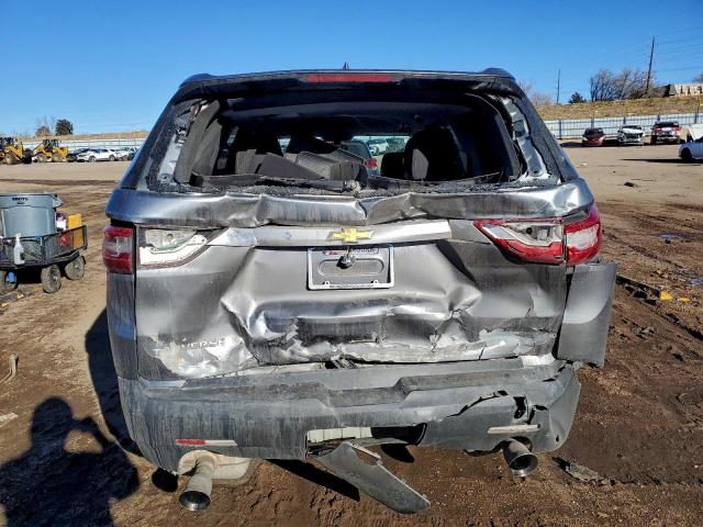 Chevrolet Traverse Ls Image 8