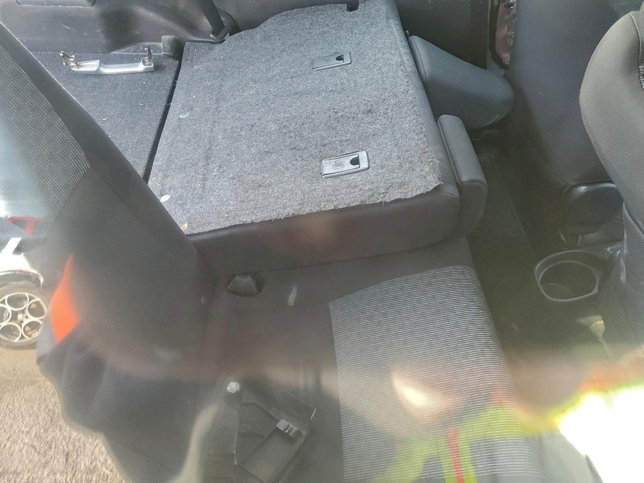 Toyota Yaris L Image 3