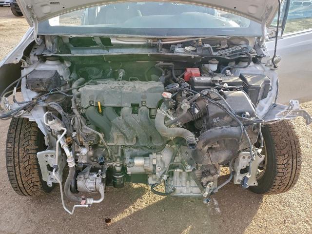 Toyota Yaris L Image 12