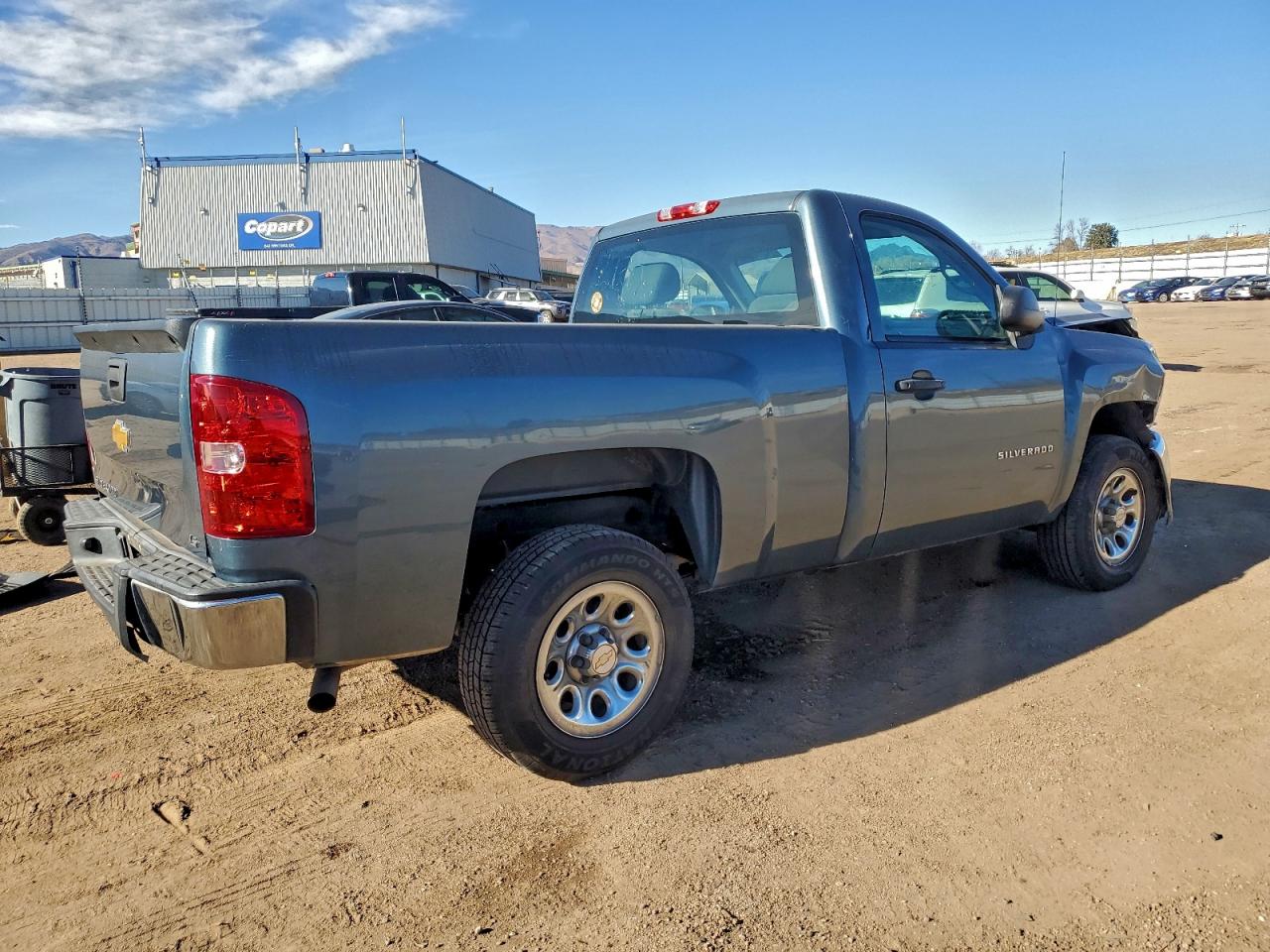Chevrolet Silverado C1500 Image 4
